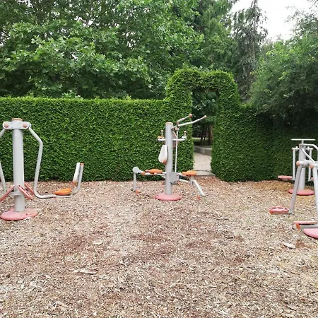 Doppelzimmer - Monteurswohnung - Arbeiterwohnung 4-8 Personen *