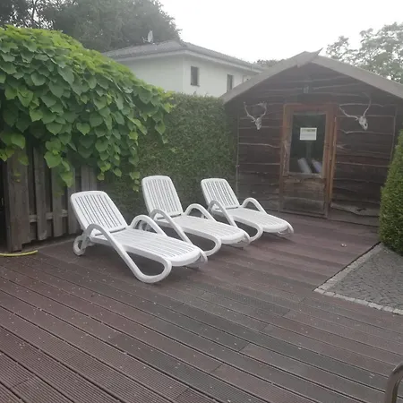 Doppelzimmer - Monteurswohnung - Arbeiterwohnung 4-8 Personen