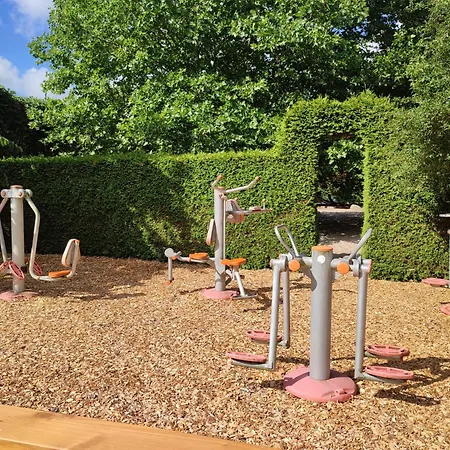 Doppelzimmer - Monteurswohnung - Arbeiterwohnung 4-8 Personen Apartman *