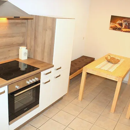 Apartment Doppelzimmer - Monteurswohnung - Arbeiterwohnung 4-8 Personen